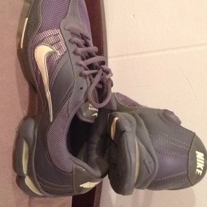 Pristine condition, Nike sneakers - women's